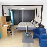 Primavera Hotel 2*