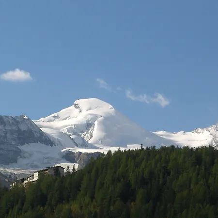 Primavera מלון 2*